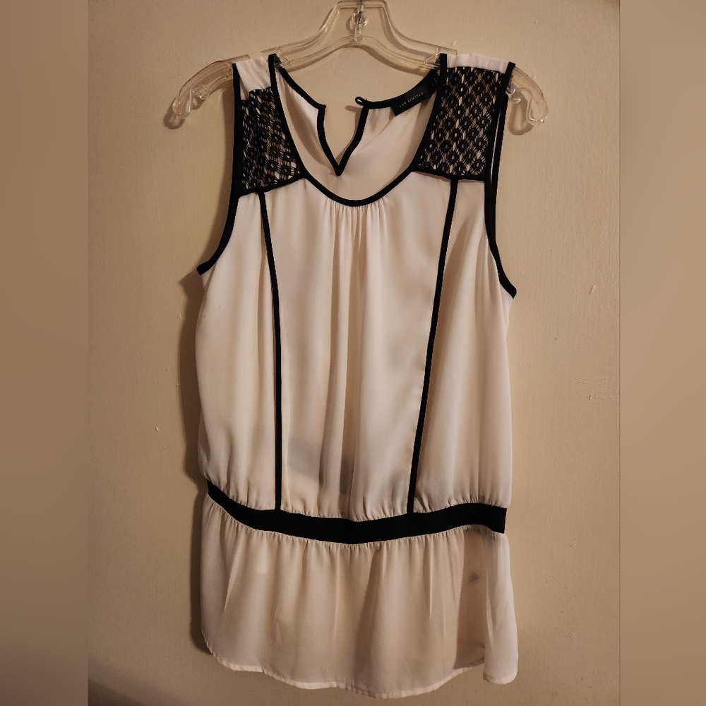 Creme/Black Blouse